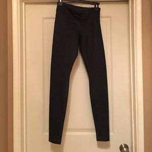 Lululemon yoga pants